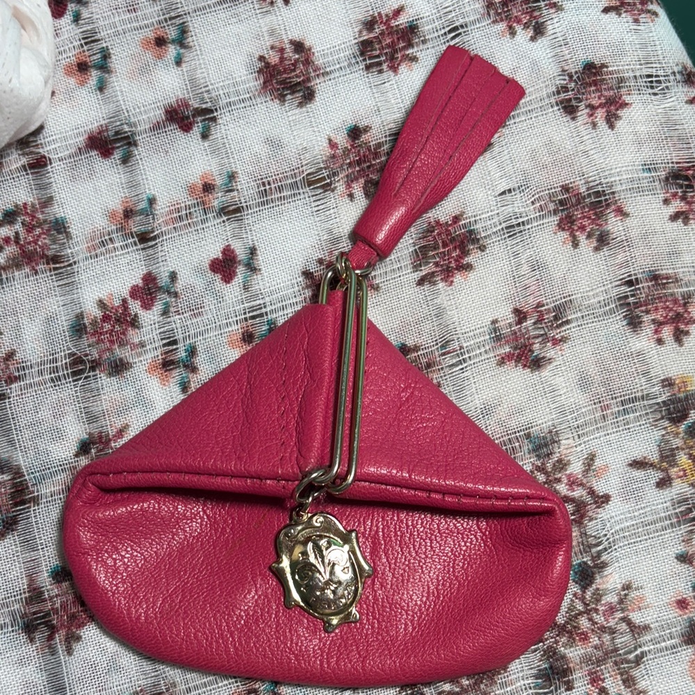 Vintage Italian made Pink Leather Clutch with Gold Accent - Picture 12 of 14